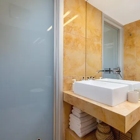 Soulful Boho Stay-2Br For 8-City Center *
